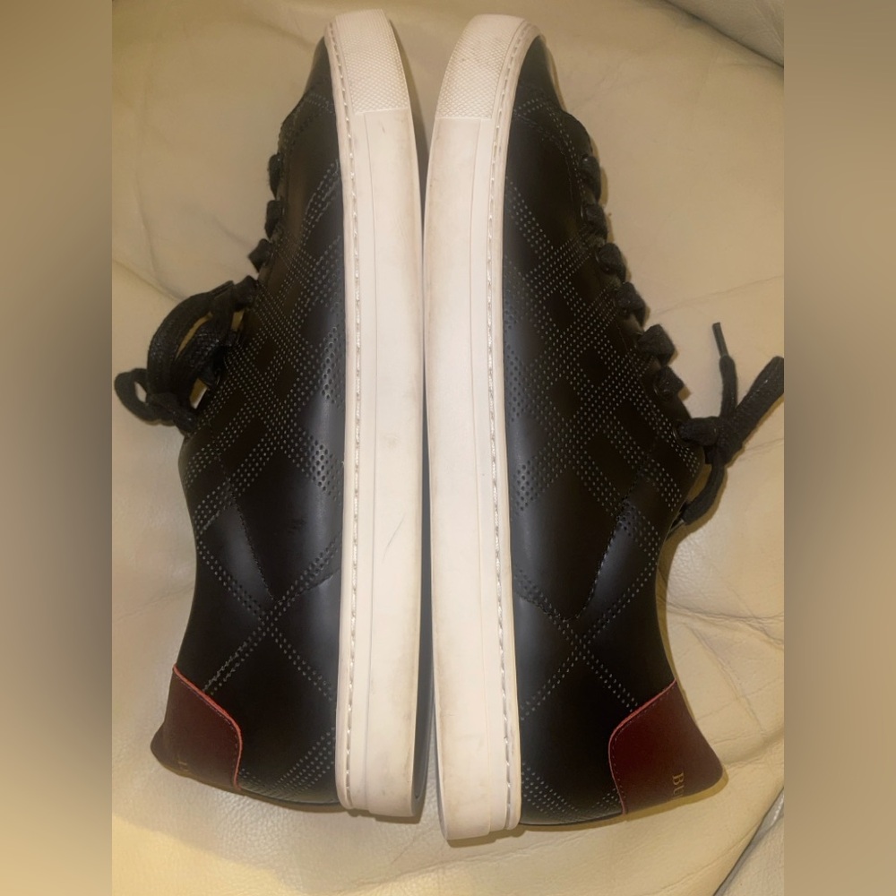 Burberry Black and Brown Low-Top Sneakers with Slip-On Design - Picture 12 of 15